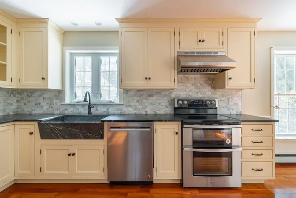 $649,900 | 5 Windchime Drive, Bow, NH 03304