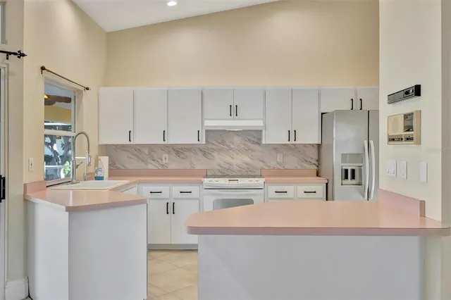 $3,895 | 4851 Wood Pointe Way, Sarasota, FL 34233