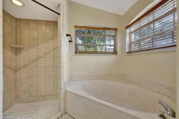 $3,845 | 4851 Wood Pointe Way, Sarasota, FL 34233