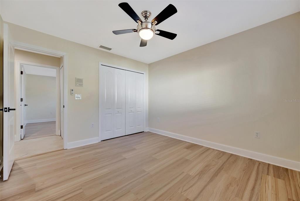 4851 Wood Pointe Way Sarasota, FL 34233 - Photo 27 of 31