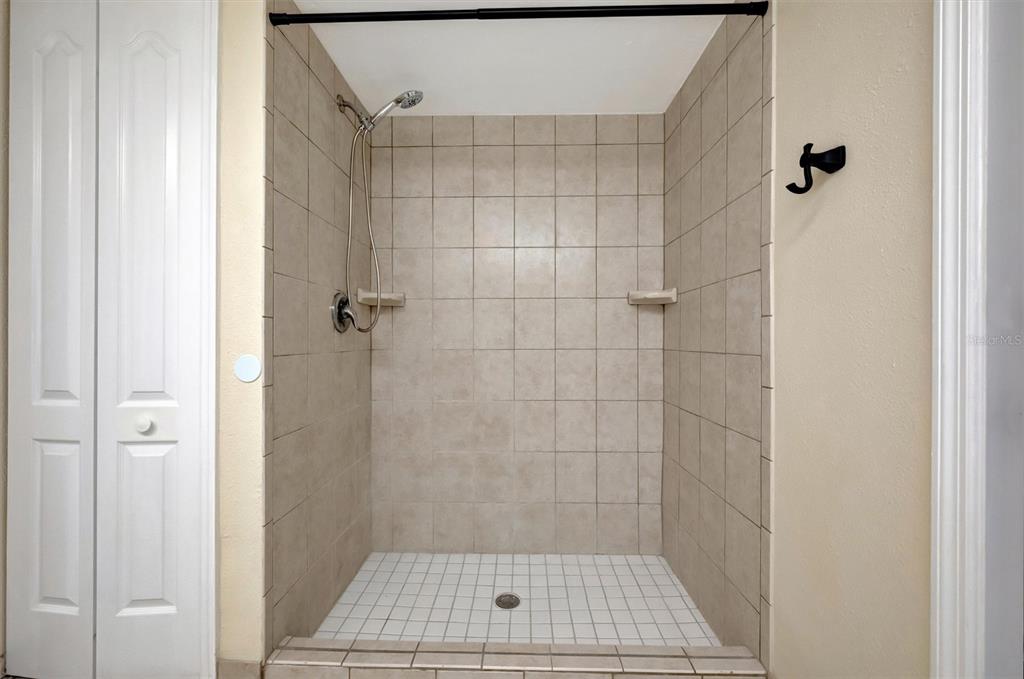 4851 Wood Pointe Way Sarasota, FL 34233 - Photo 29 of 31