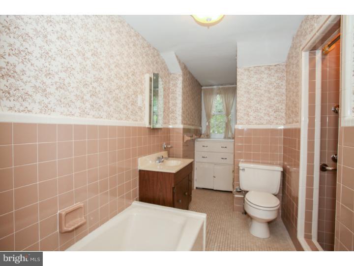 1152 Pugh Road Wayne, PA 19087 - Photo 19 of 25 Bathroom
