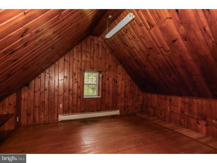 1152 Pugh Road Wayne, PA 19087 - Photo 21 of 25 Guest Room