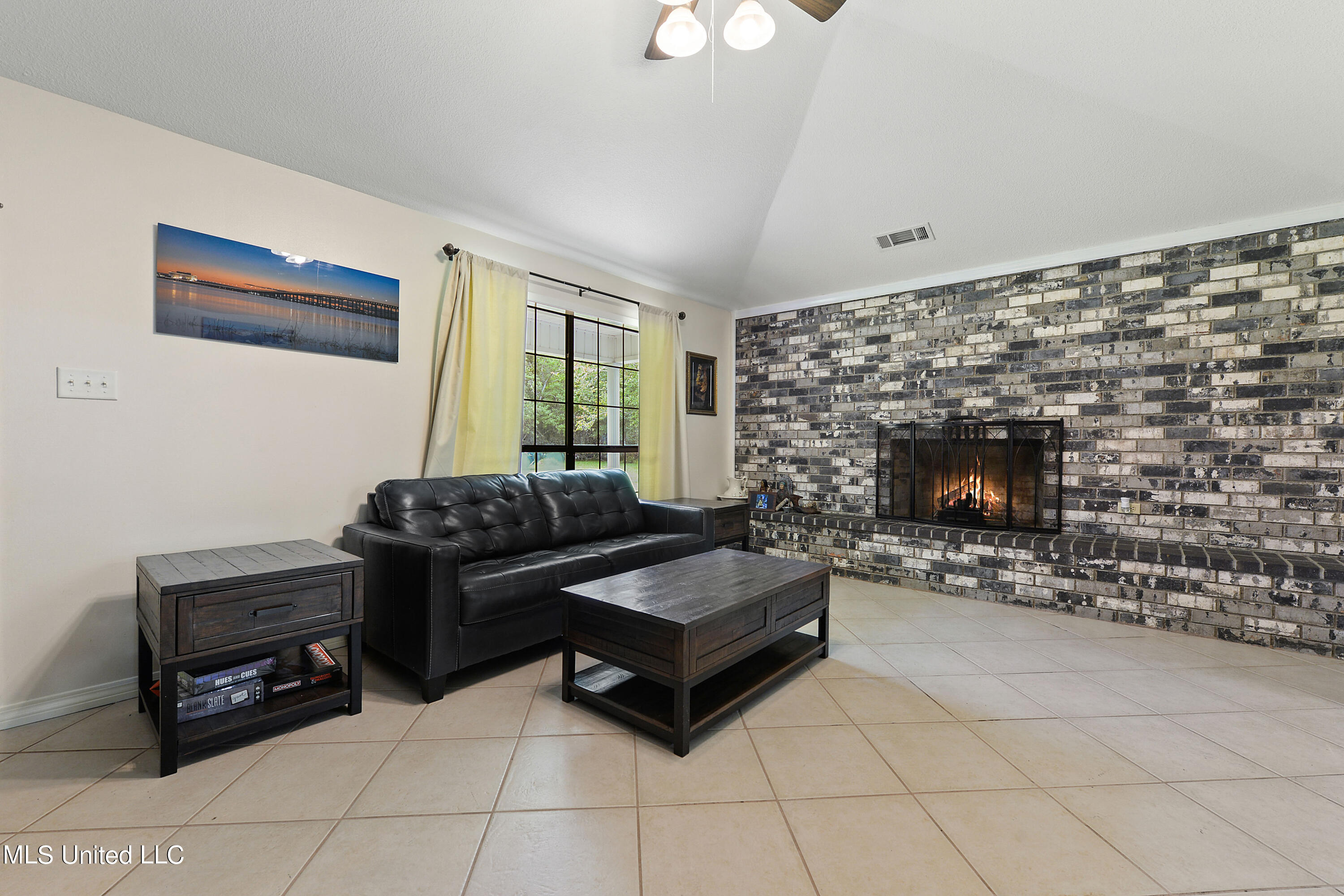 14601 Pine Ridge Road Ocean Springs, MS 39565 - Photo 5 of 33 003