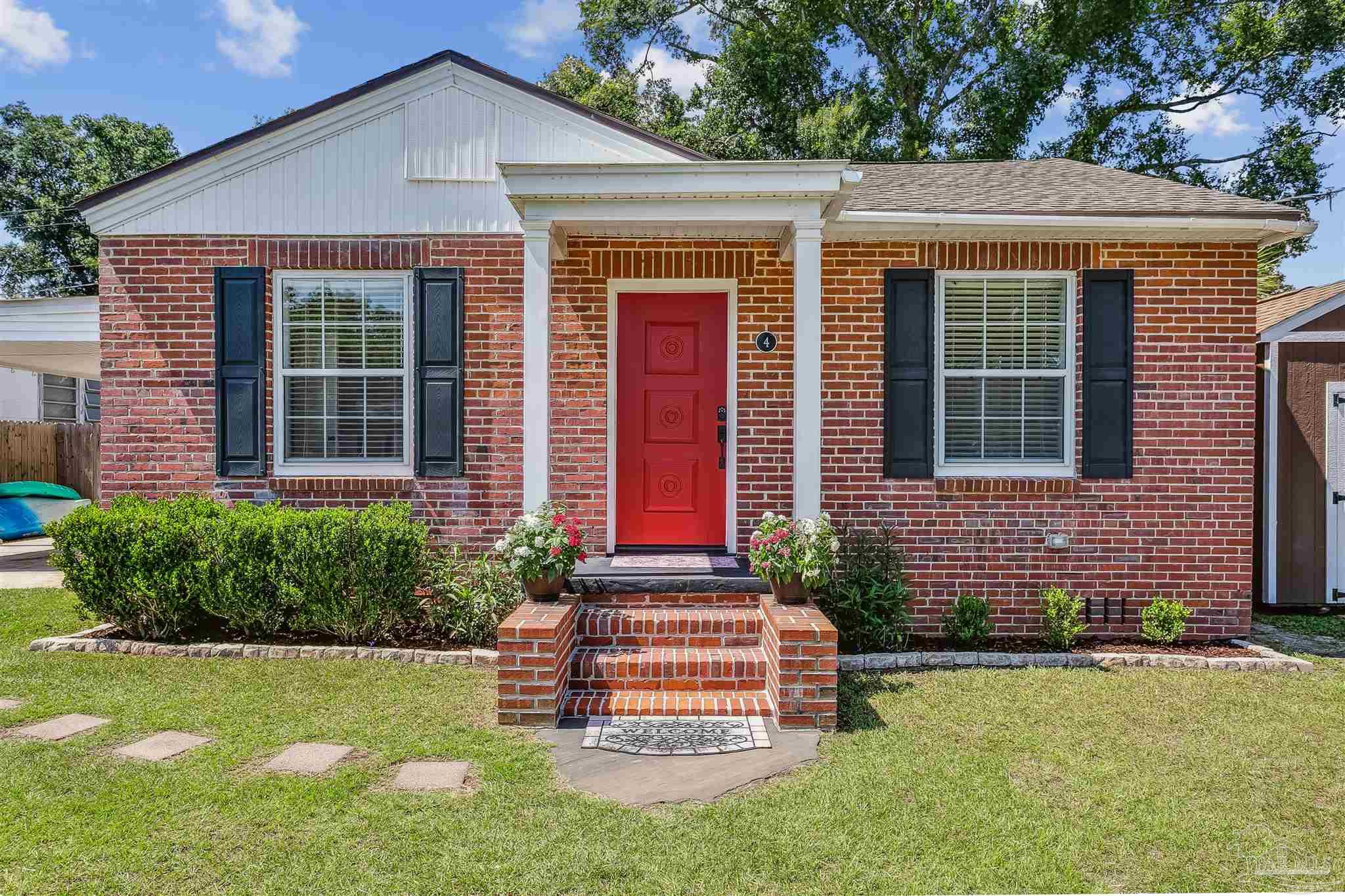 4 Cousineau Road Pensacola, FL 32507 - Photo 2 of 39 Gallery Image 2