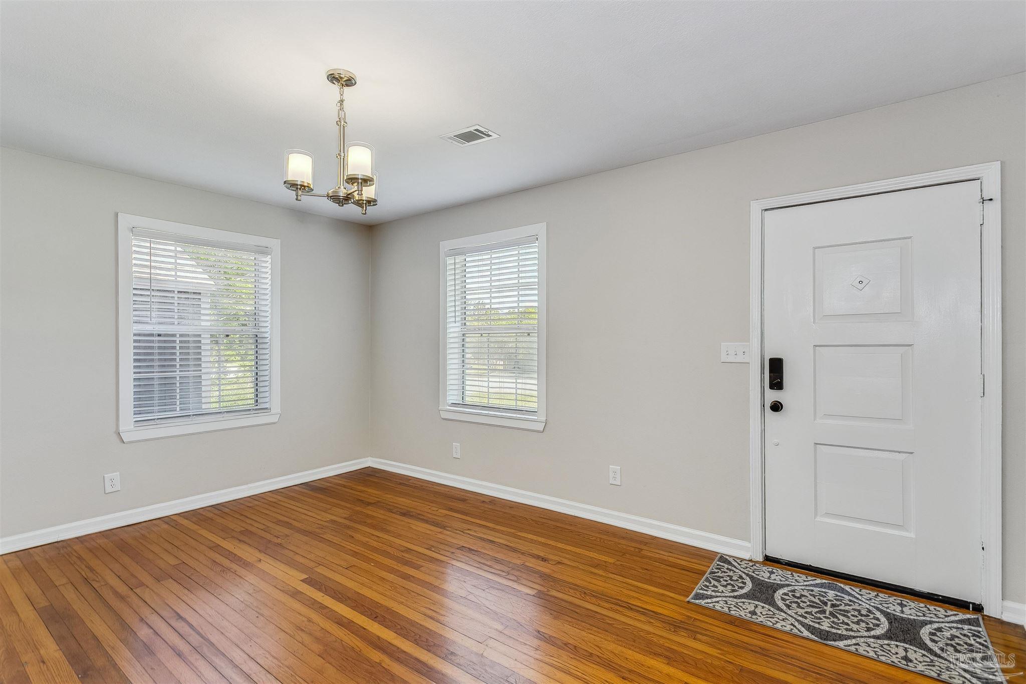 4 Cousineau Road Pensacola, FL 32507 - Photo 4 of 39 Gallery Image 4