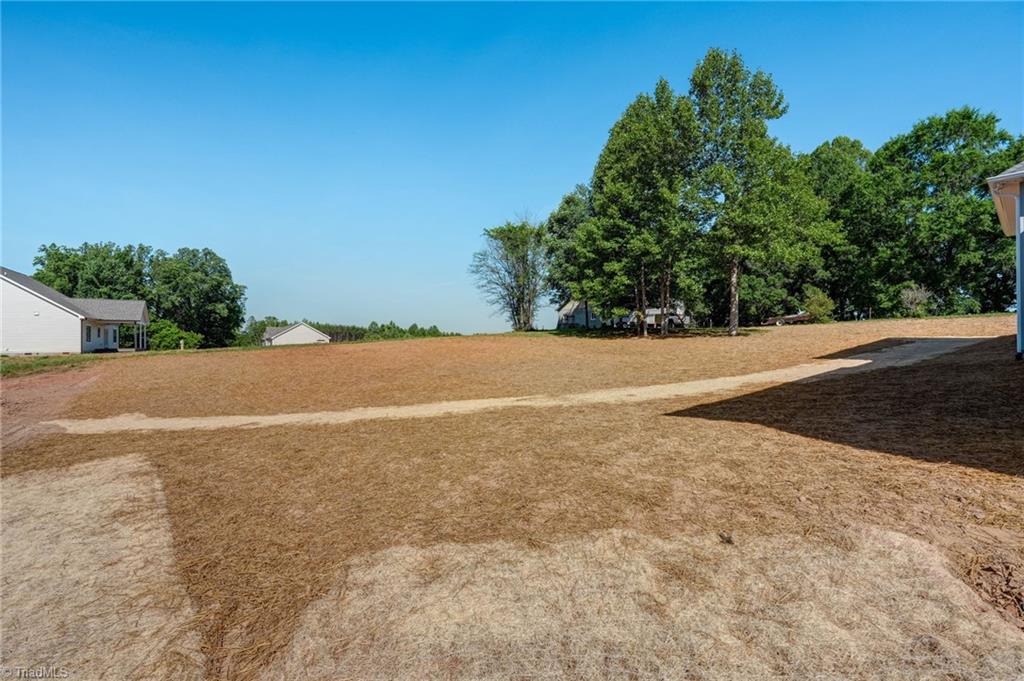 2214 Bakers Crossroad Road Reidsville, NC 27320 - Photo 29 of 36