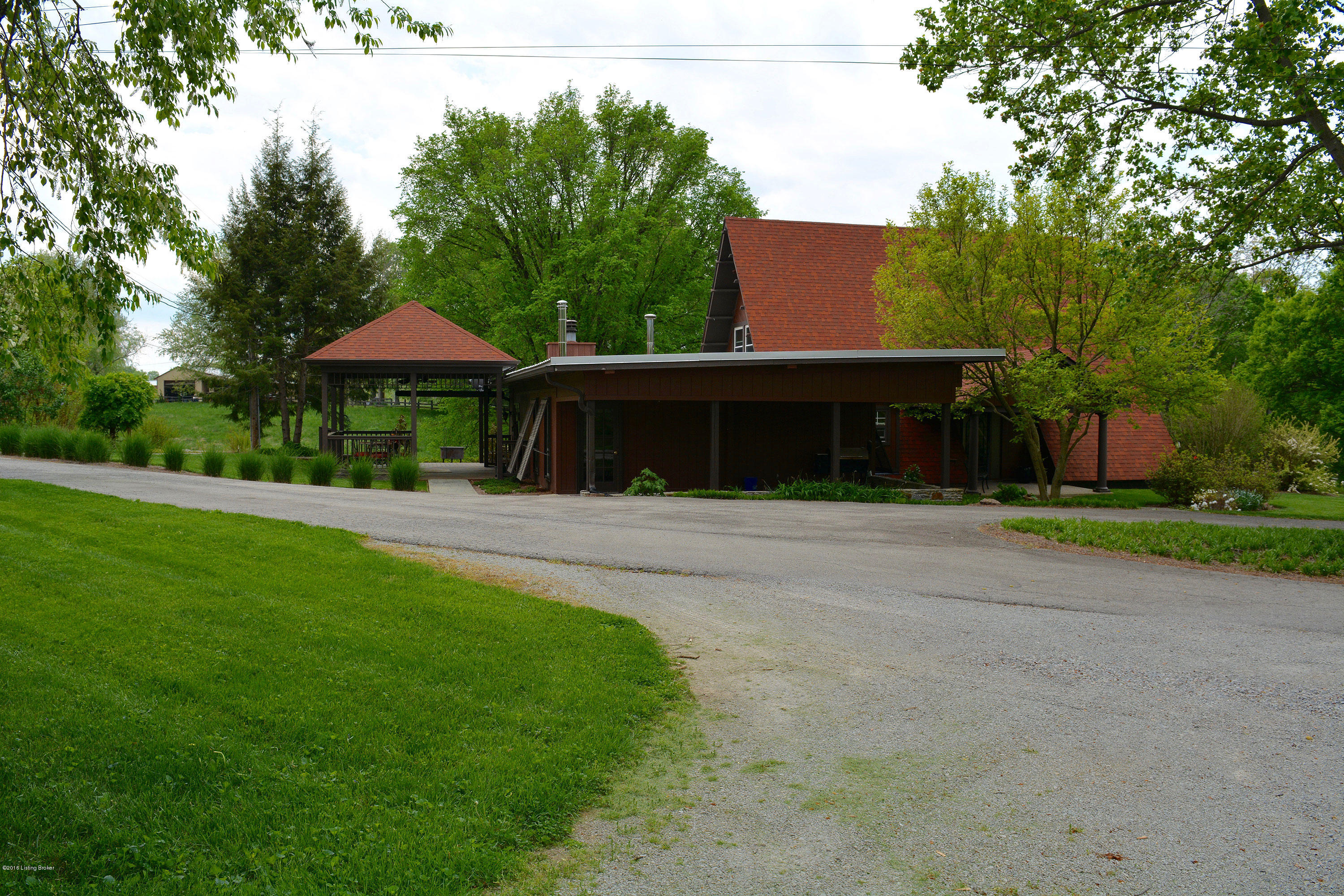 9908 Covered Bridge Road Prospect, KY 40059 - Photo 78 of 90 GILEZAN-TEAM_2399