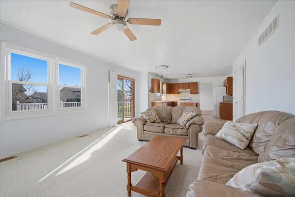 $299,900 | 811 Phaeton Place, Normal, IL 61761