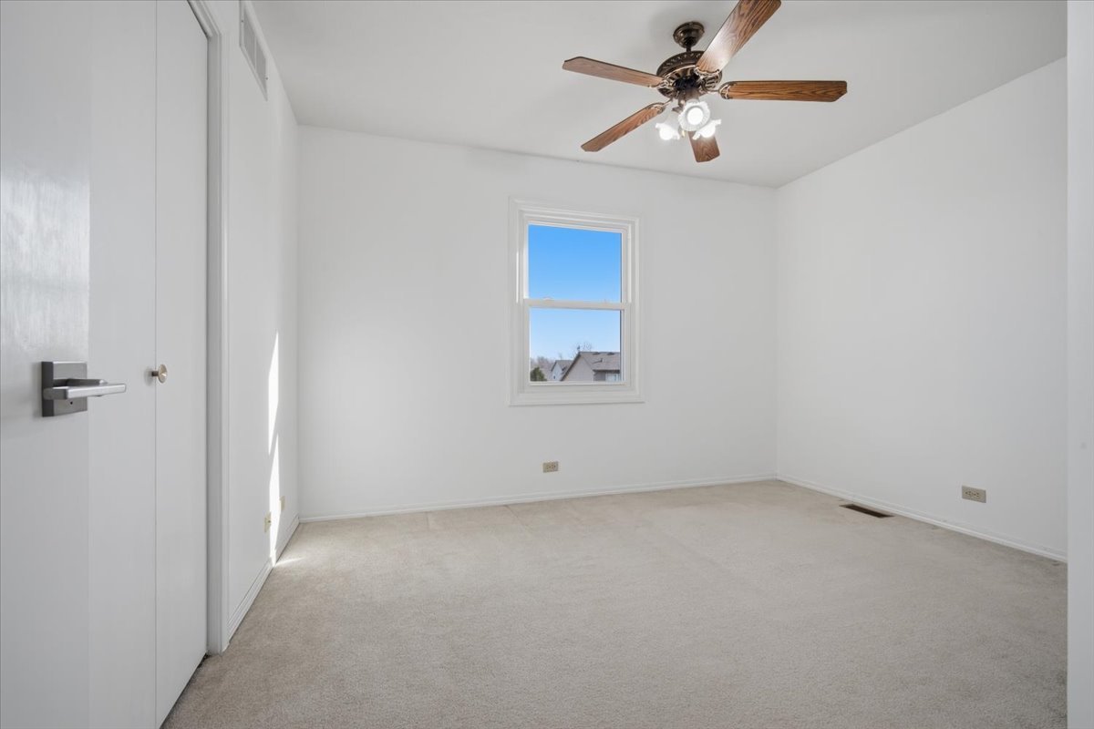 811 Phaeton Place Normal, IL 61761 - Photo 24 of 37