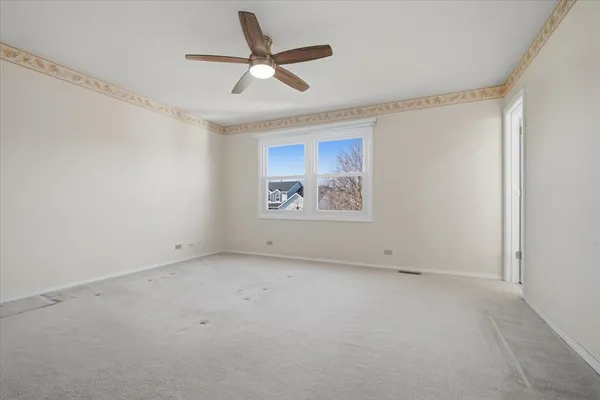 $299,900 | 811 Phaeton Place, Normal, IL 61761