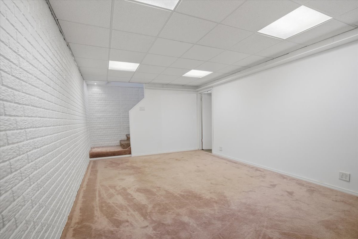 811 Phaeton Place Normal, IL 61761 - Photo 32 of 37