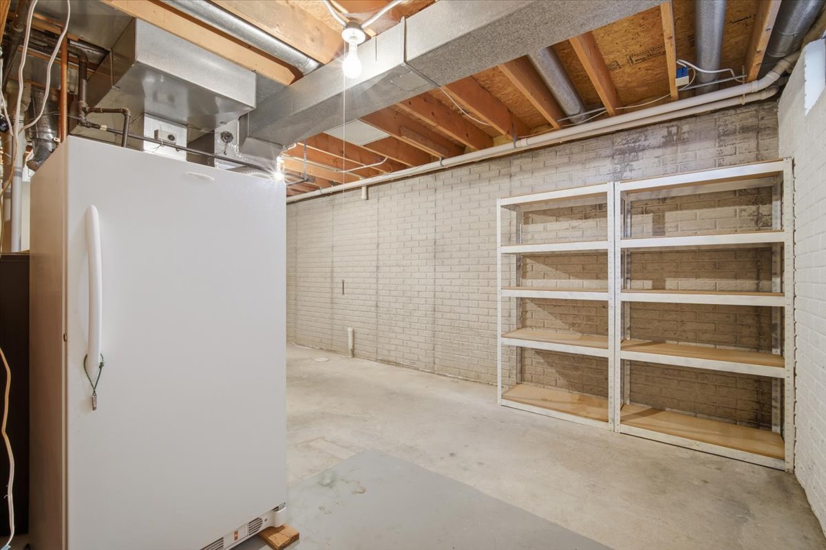 811 Phaeton Place Normal, IL 61761 - Photo 33 of 37