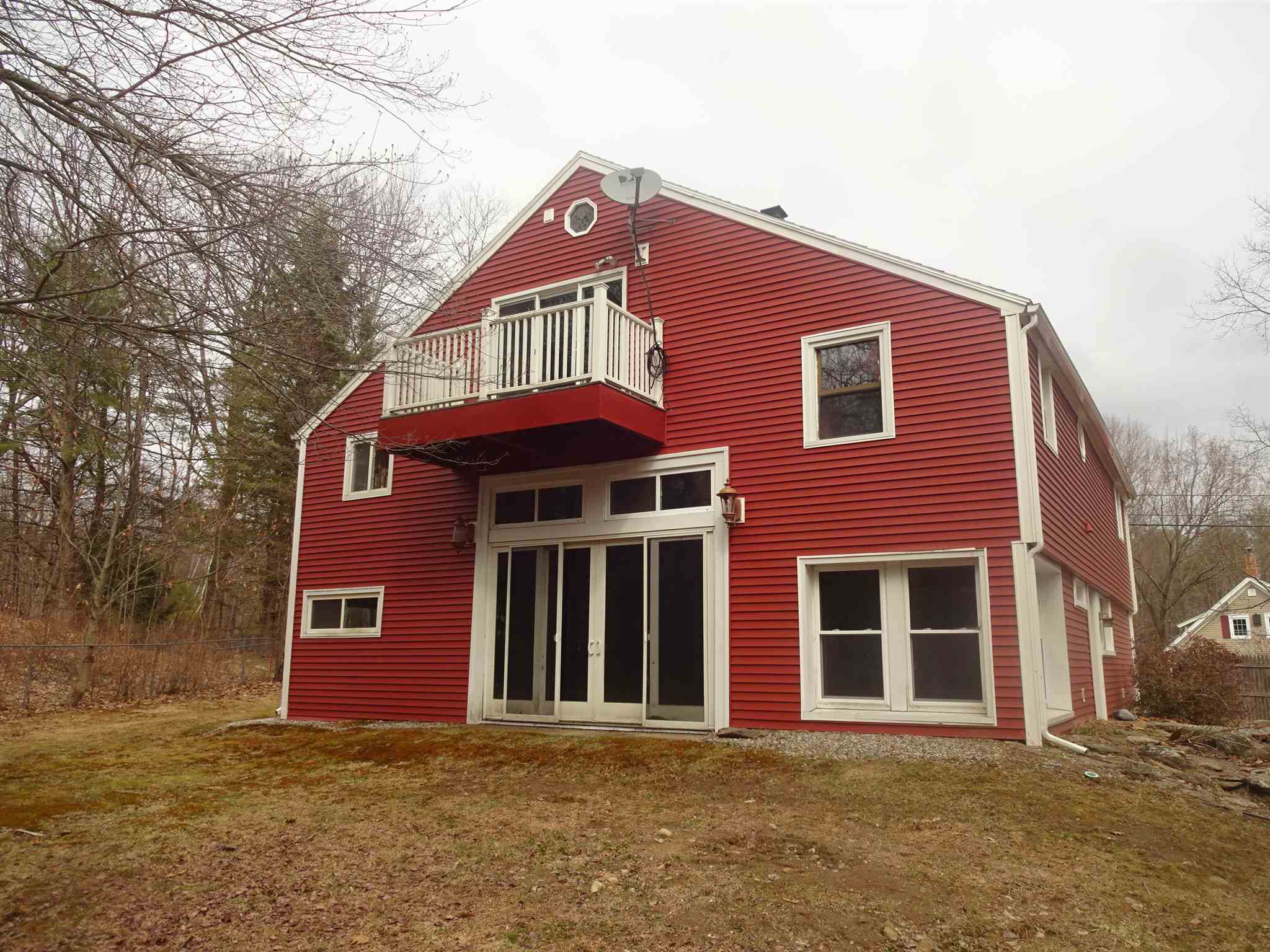 473 Pattee Hill Road Goffstown, NH 03045 - Photo 4 of 22 Gallery Image 4