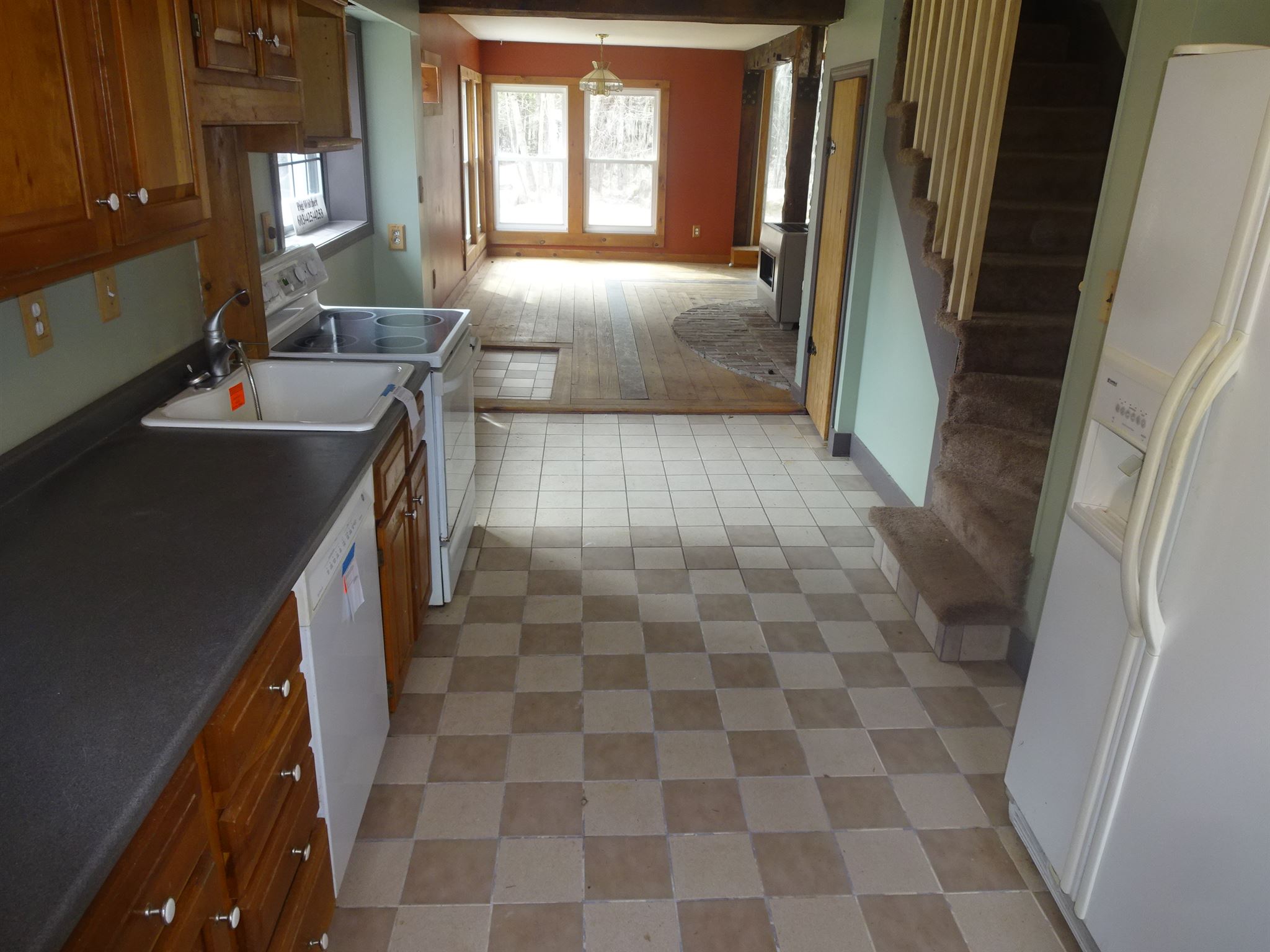 473 Pattee Hill Road Goffstown, NH 03045 - Photo 5 of 22 Gallery Image 5