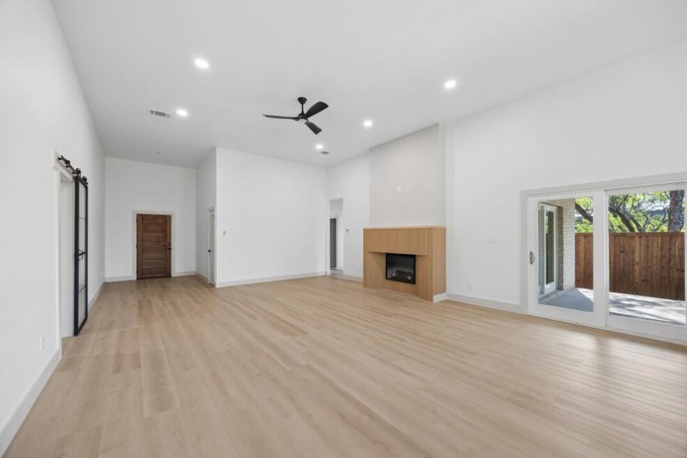 520 Roberts Run Sherman, TX 75092 - Photo 6 of 28