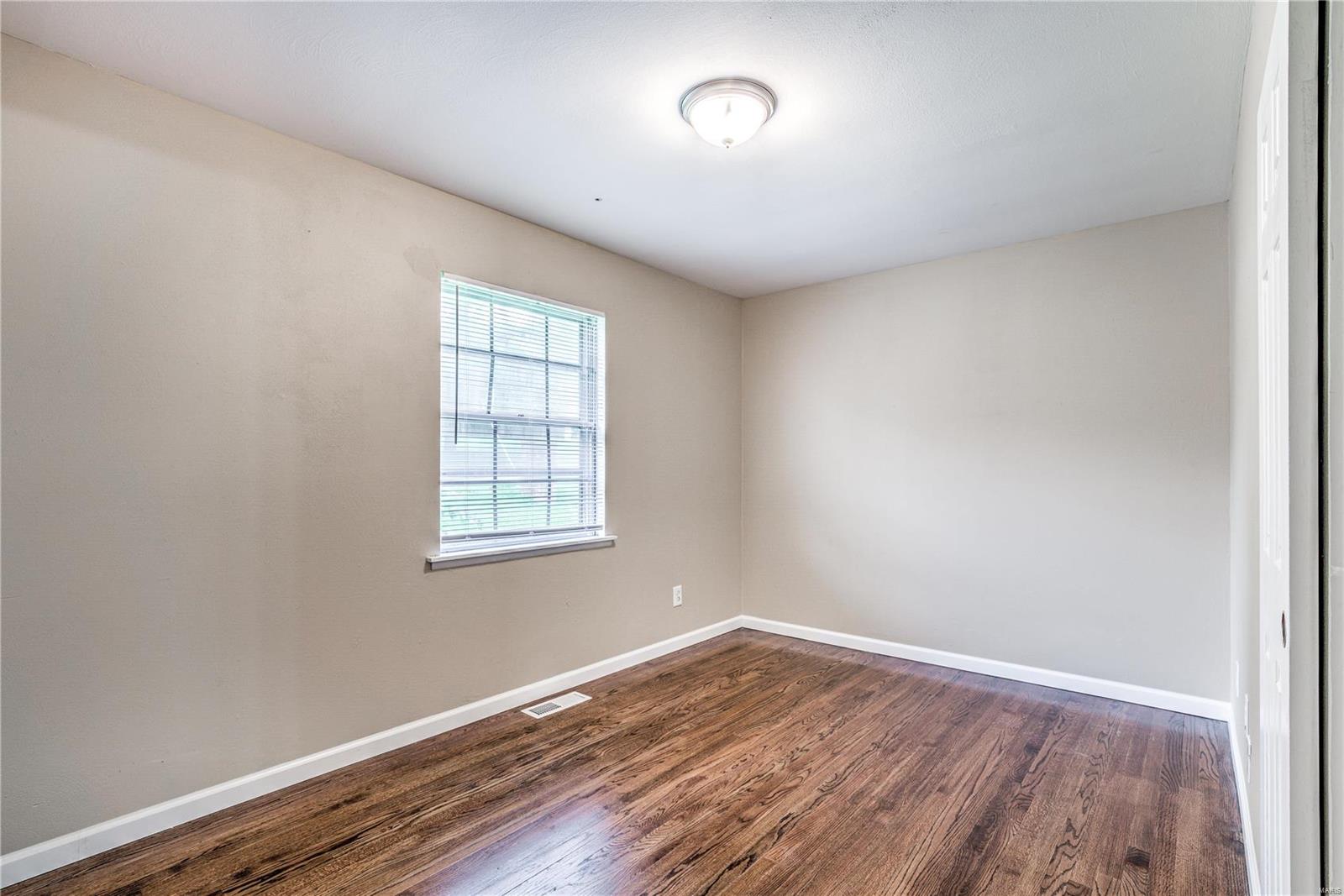 2247 Redman Road St. Louis, MO 63136 - Photo 12 of 19 Gallery Image 12