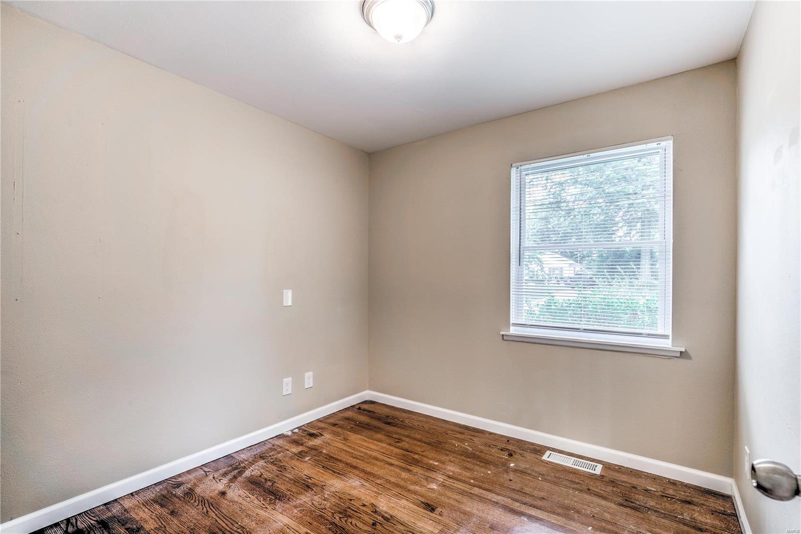 2247 Redman Road St. Louis, MO 63136 - Photo 13 of 19 Gallery Image 13