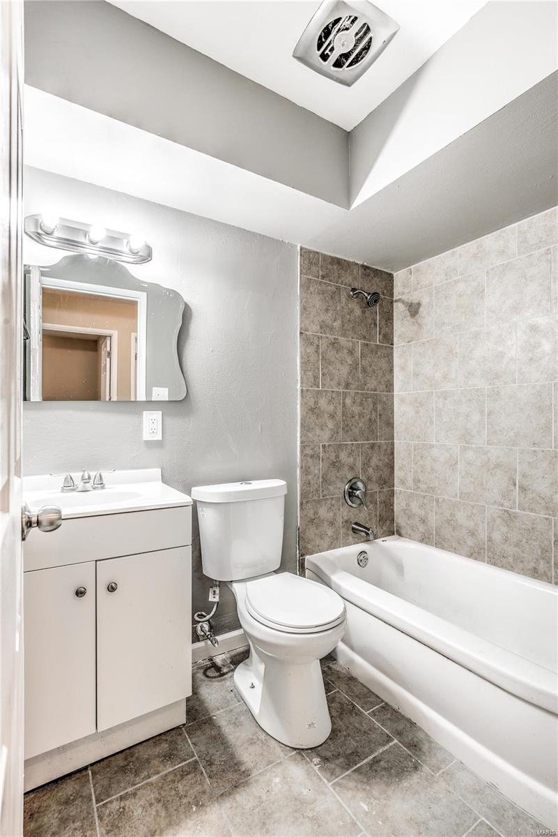 2247 Redman Road St. Louis, MO 63136 - Photo 14 of 19 Gallery Image 14