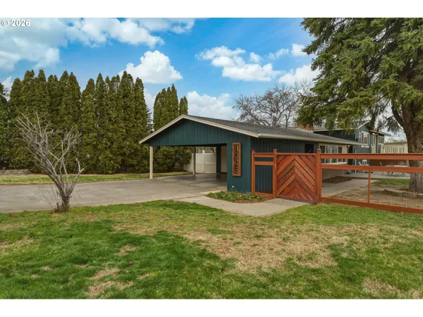 $385,000 | 1325 College Street, Milton Freewater, OR 97862