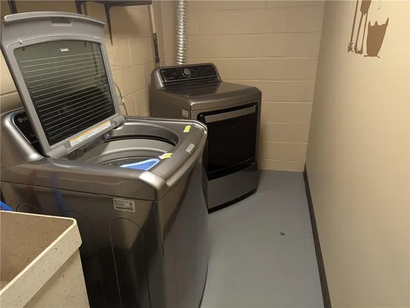 a view of washer and dryer