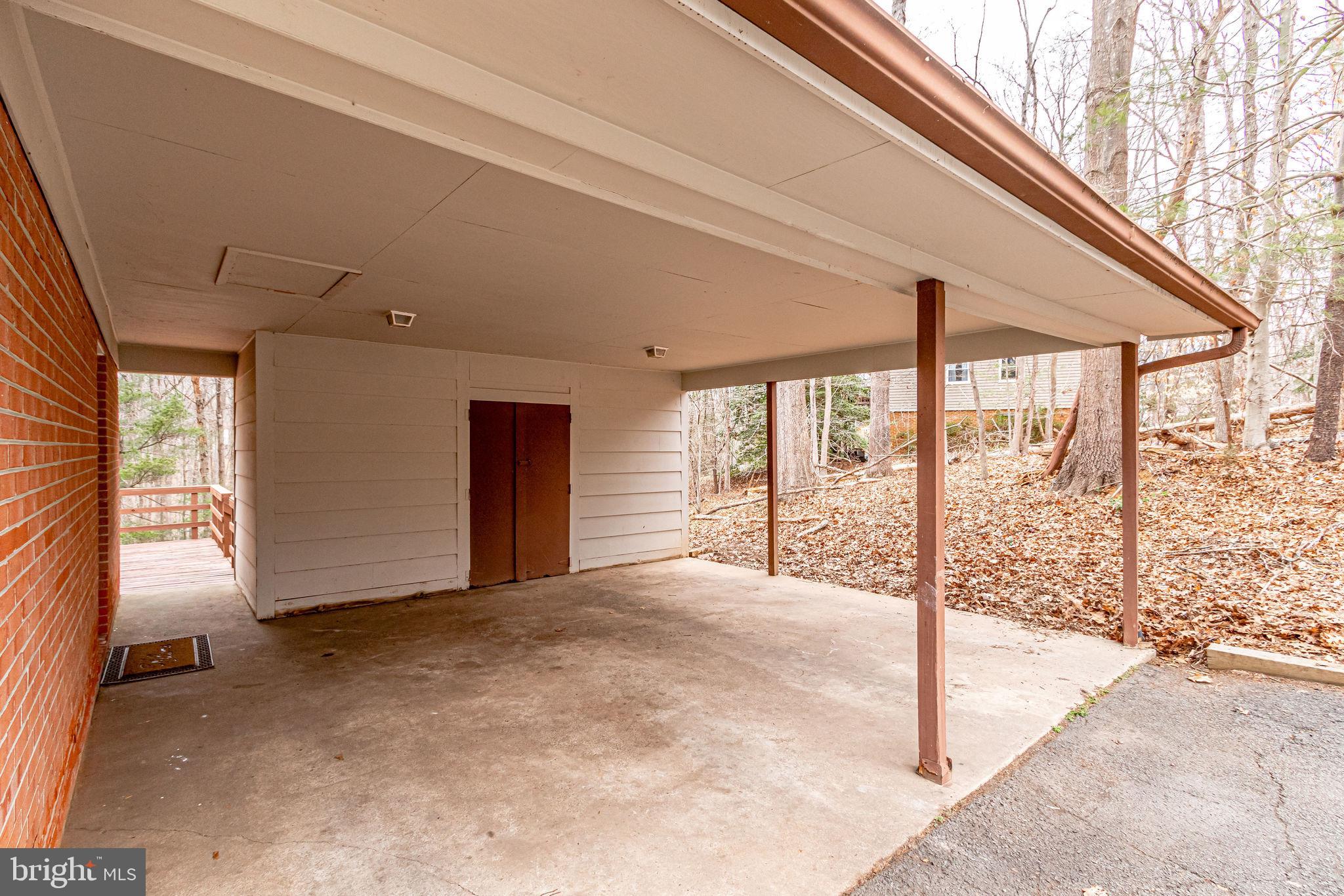 6380 Yates Ford Road Manassas, VA 20111 - Photo 4 of 37 Two Car Carport