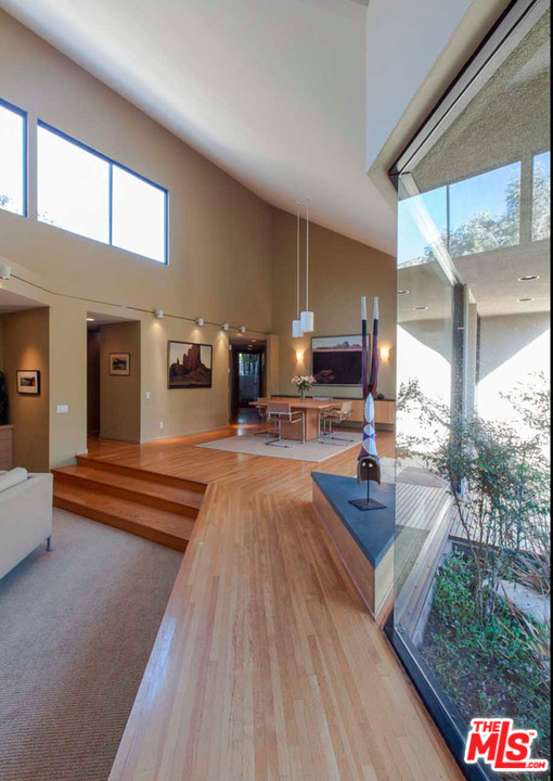 31833 Broad Beach Road Malibu, CA 90265 - Photo 7 of 10