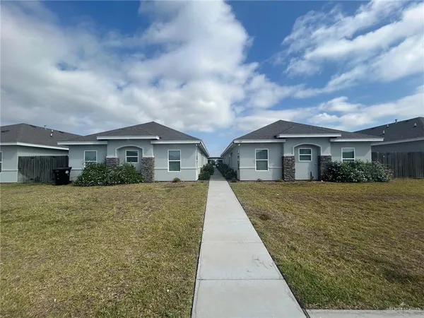 $1,150 | 1723 Stauffers Street, Unit 2, Weslaco, TX 78596