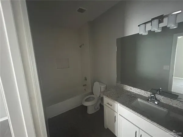 $1,150 | 1723 Stauffers Street, Unit 2, Weslaco, TX 78596
