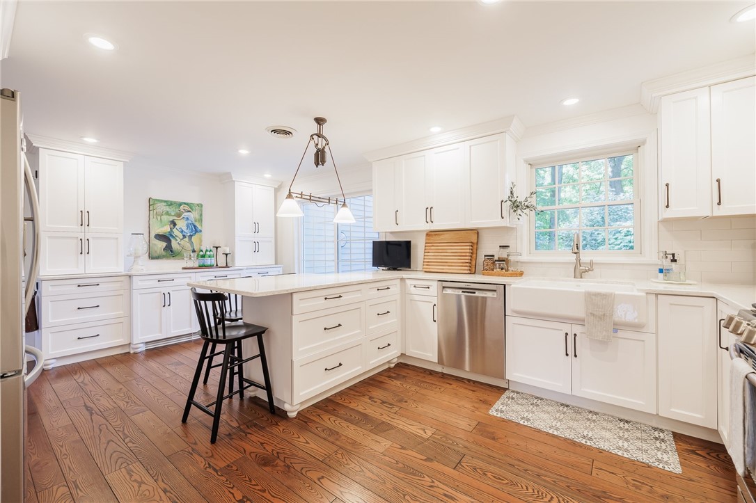 6 Wolf Trapp Perinton, NY 14534 - Photo 15 of 39