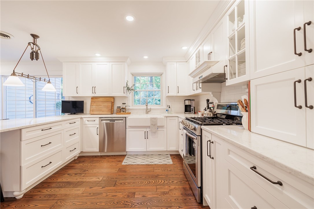 6 Wolf Trapp Perinton, NY 14534 - Photo 17 of 39