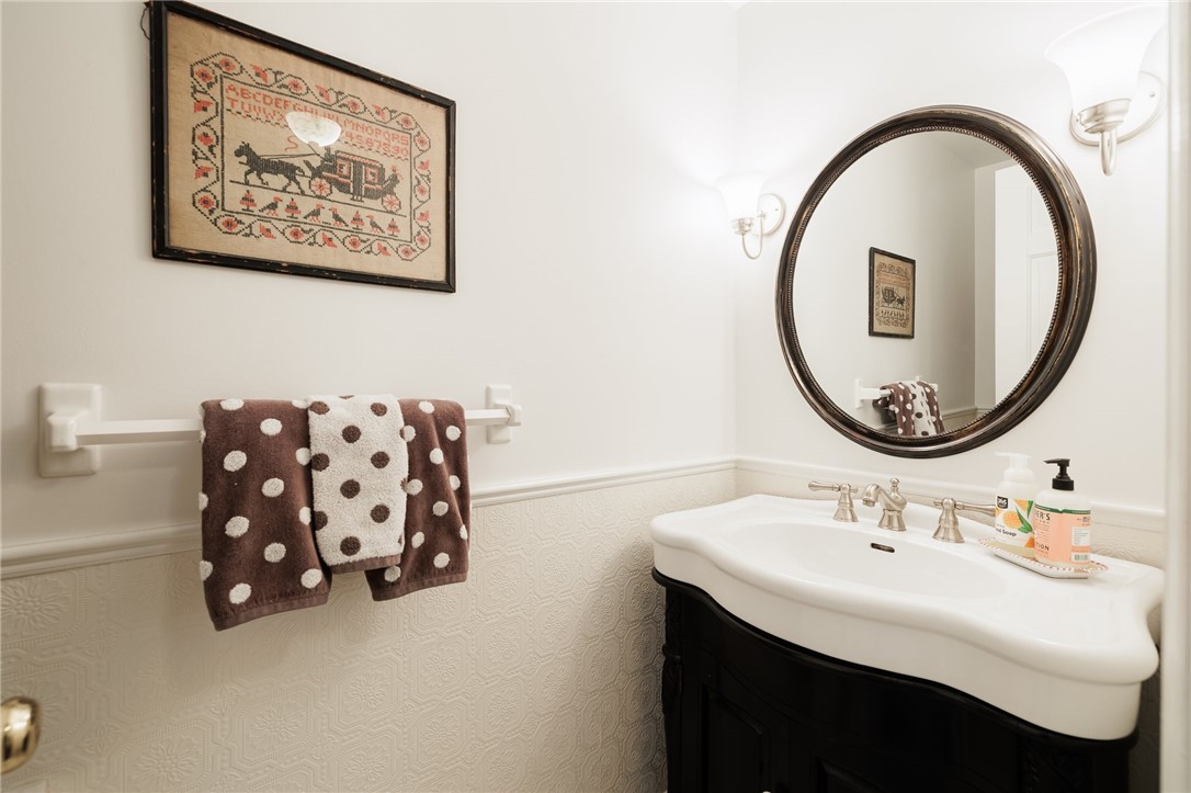 6 Wolf Trapp Perinton, NY 14534 - Photo 23 of 39