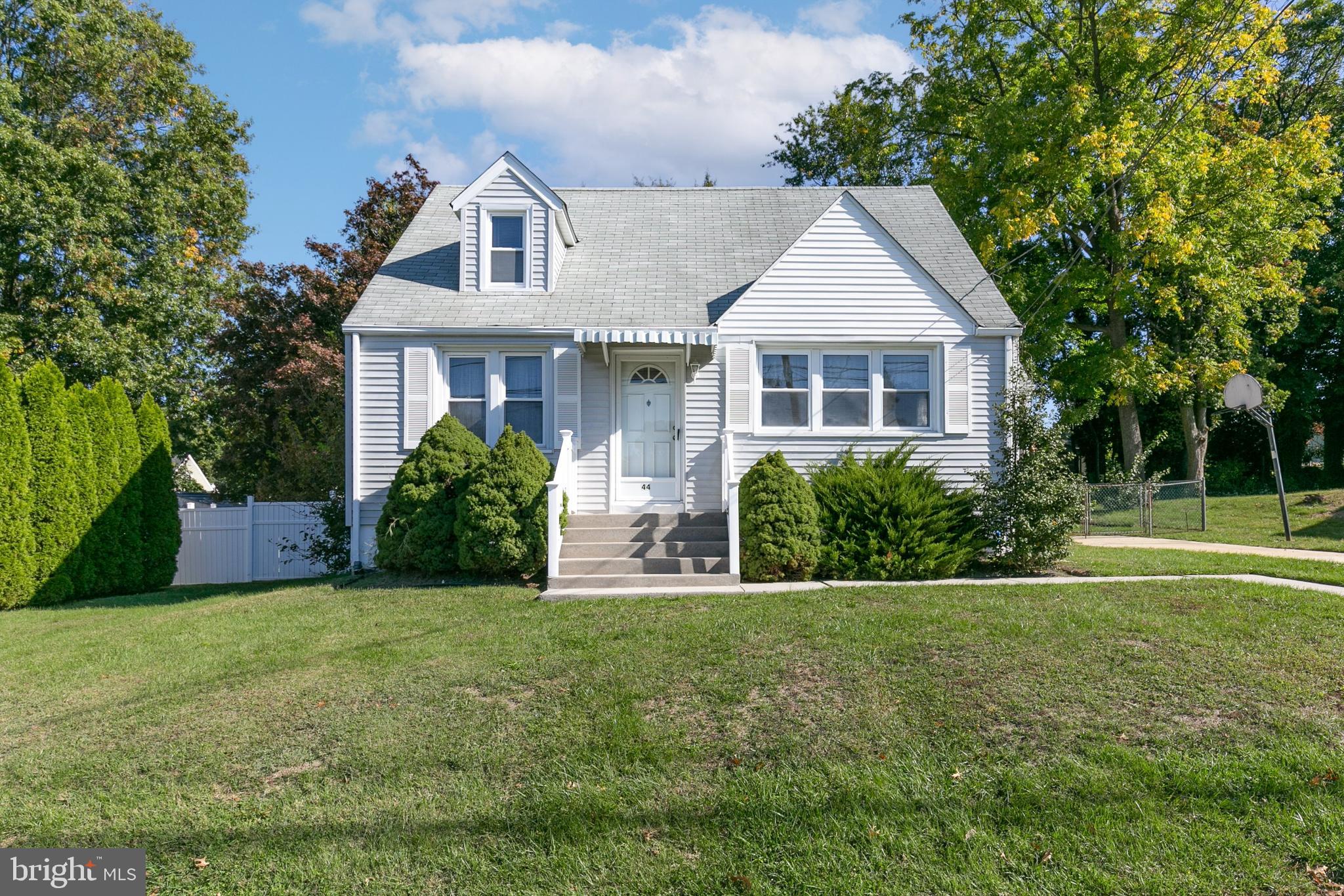 44 Harding Avenue Runnemede, NJ 08078 - Photo 1 of 18