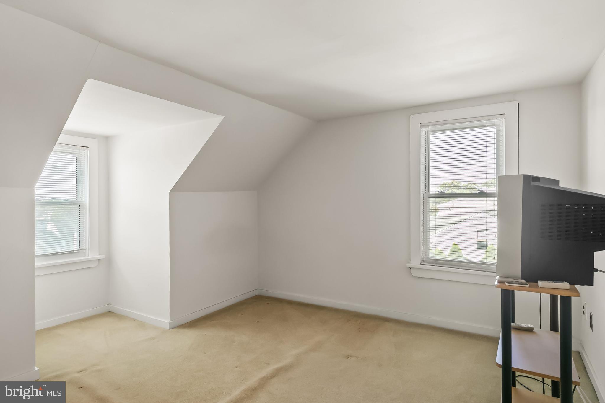 44 Harding Avenue Runnemede, NJ 08078 - Photo 11 of 18