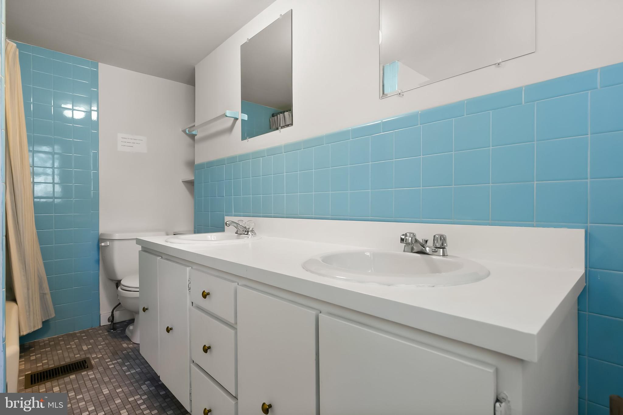 44 Harding Avenue Runnemede, NJ 08078 - Photo 12 of 18