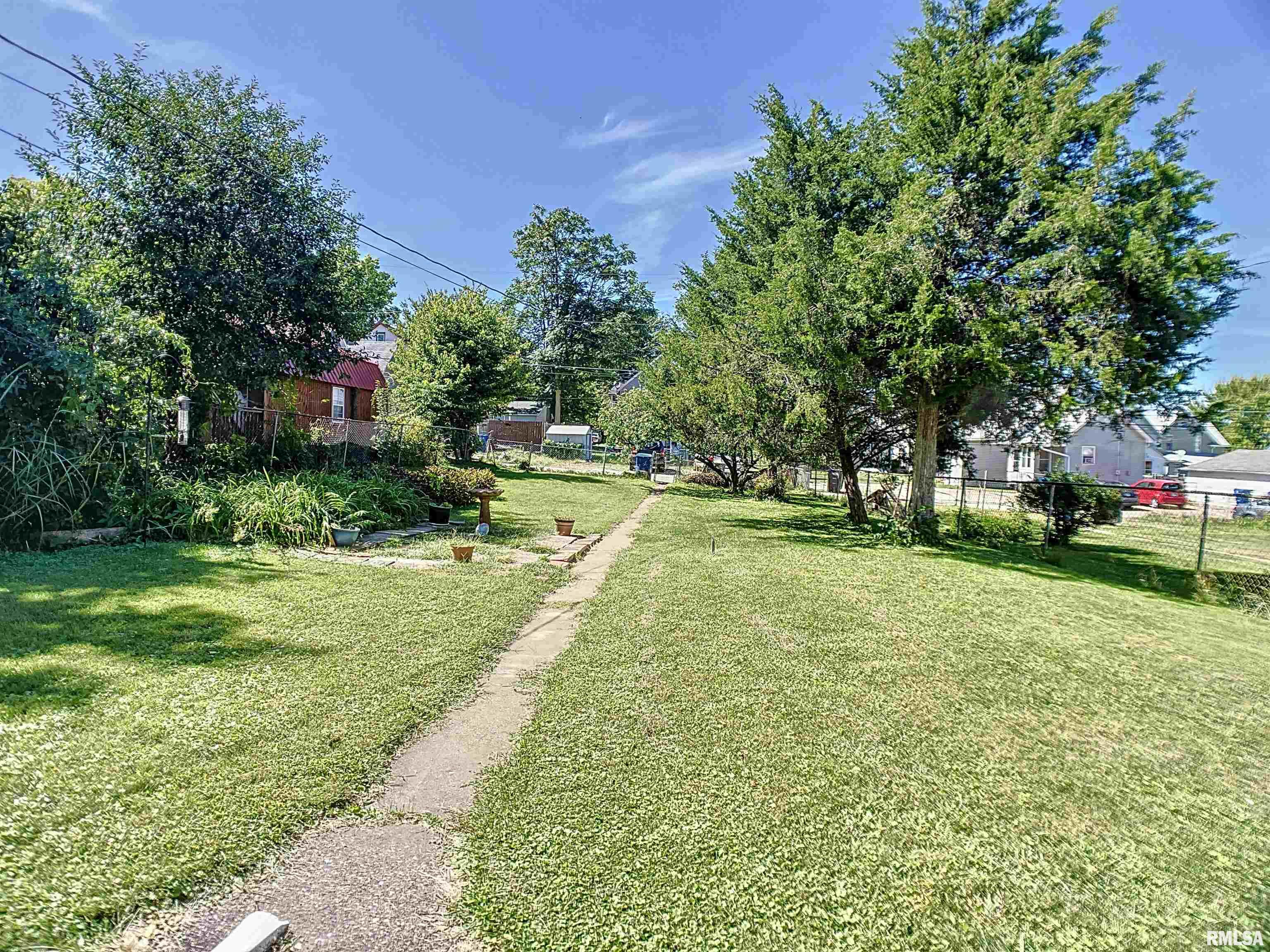 425 10th Street Moline, IL 61265 - Photo 23 of 26 Gallery Image 23