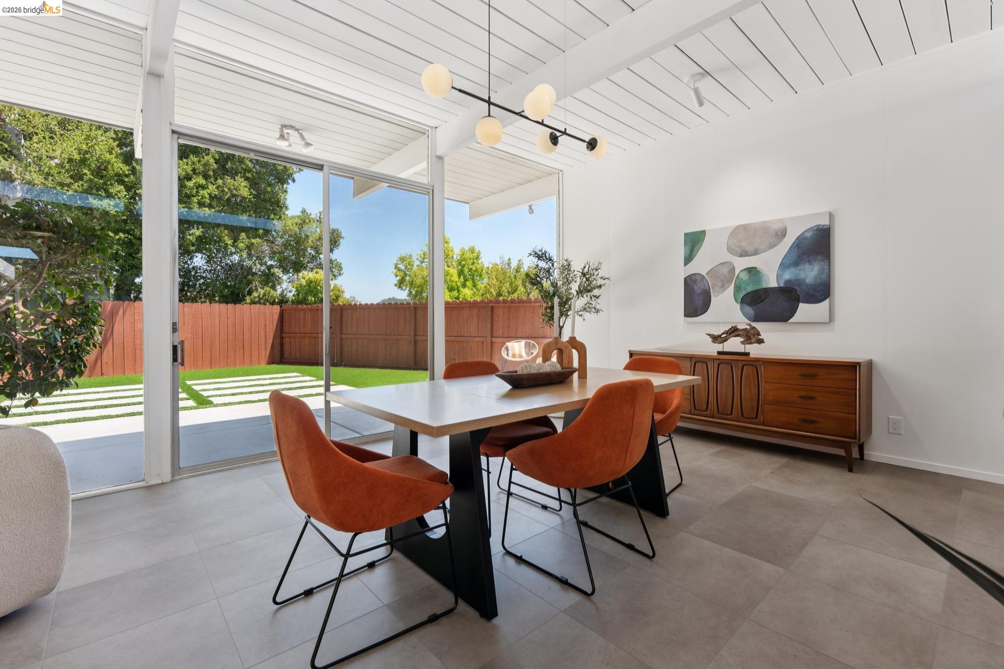 5531 Greenridge Road Castro Valley, CA 94552 - Photo 18 of 83