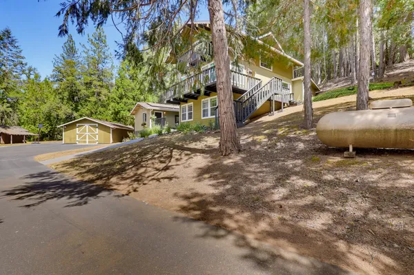 $980,000 | 1325 Boole Road, Applegate, CA 95703