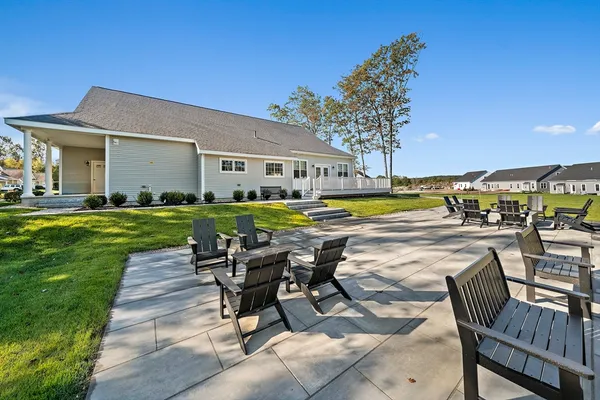 $634,900 | 16 Baiting Brook Lane, Unit 64, Worcester, MA 01609