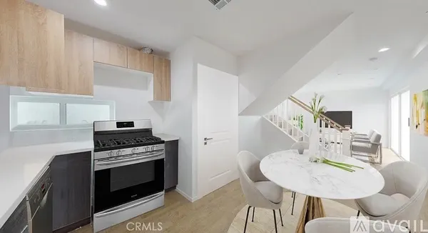 $3,950 | 6344 Camellia Avenue, Unit 6342, North Hollywood, CA 91606