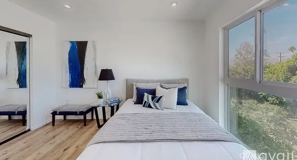 $3,950 | 6344 Camellia Avenue, Unit 6342, North Hollywood, CA 91606