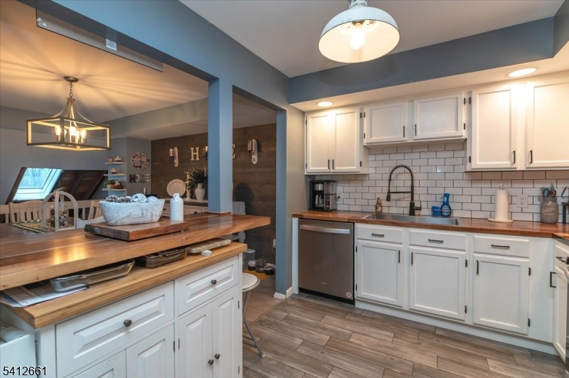 51 Beacon Hill Road, Unit E West Milford, NJ 07480 - Photo 6 of 22