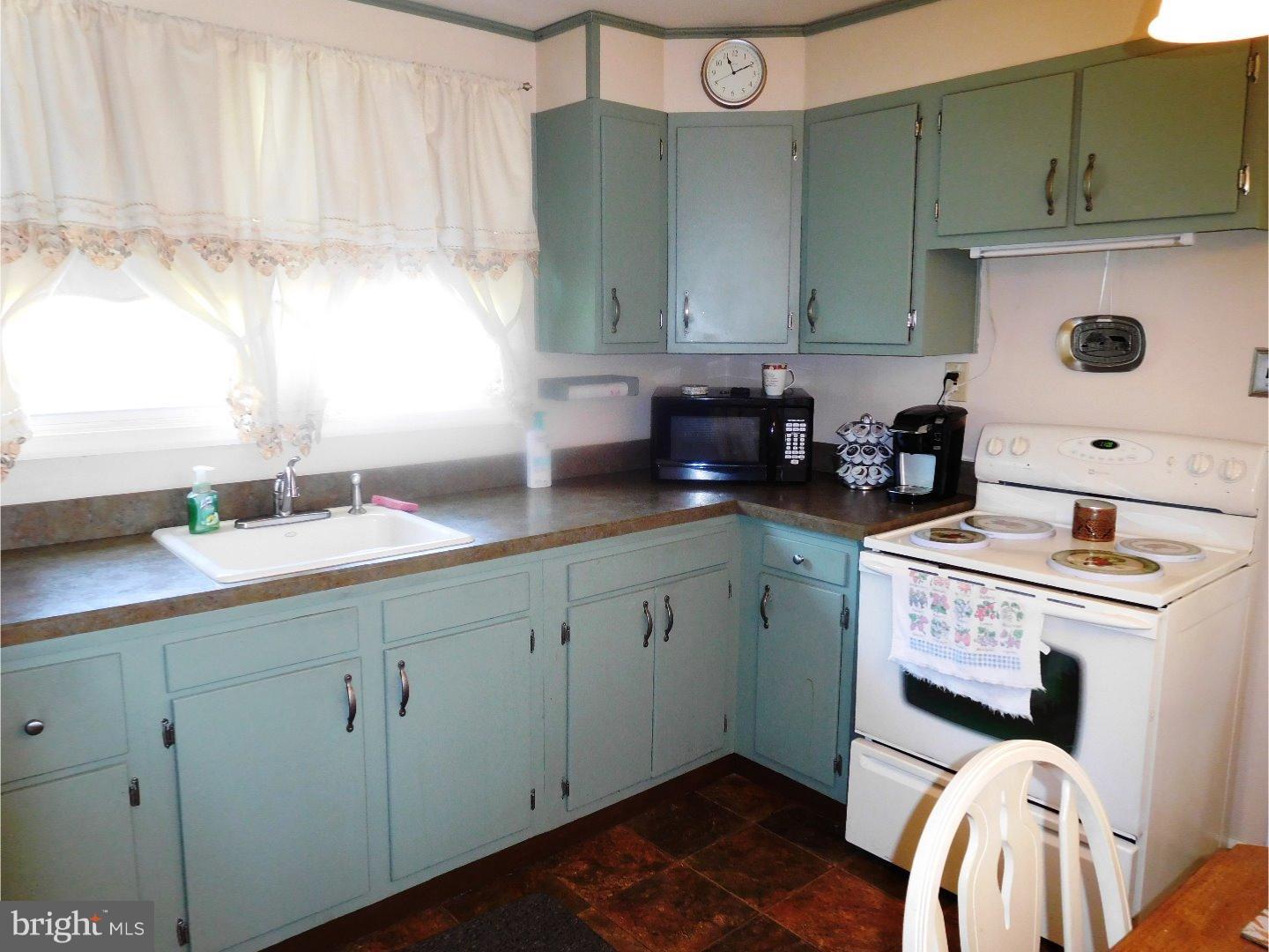 3136 State Rd. Bensalem, PA 19020 - Photo 13 of 25 Kitchen