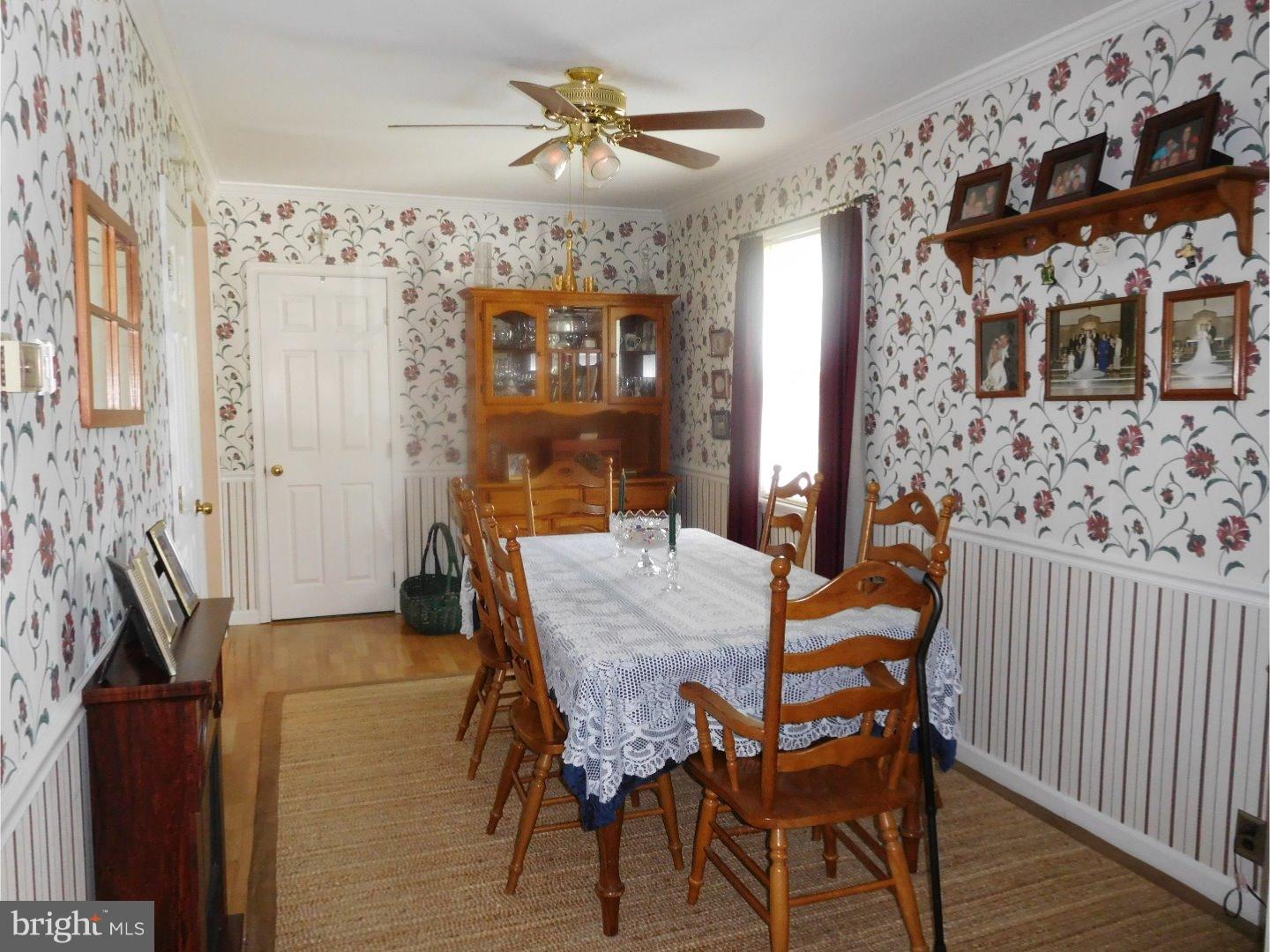 3136 State Rd. Bensalem, PA 19020 - Photo 9 of 25 Dining Room