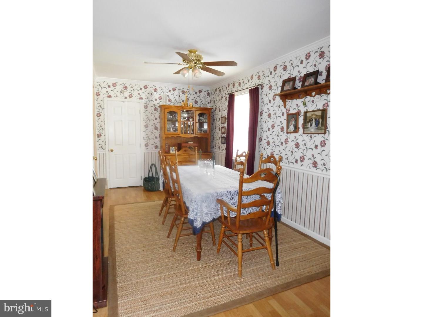 3136 State Rd. Bensalem, PA 19020 - Photo 10 of 25 Dining Room