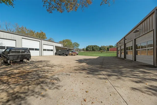 a view of a back yard of the house