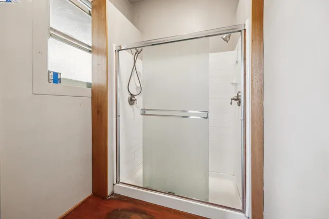 $995,000 | 2500 Market Street, Oakland, CA 94607