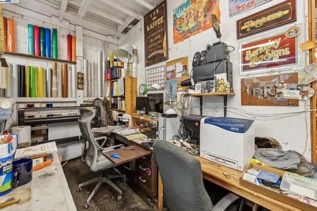 $995,000 | 2500 Market Street, Oakland, CA 94607