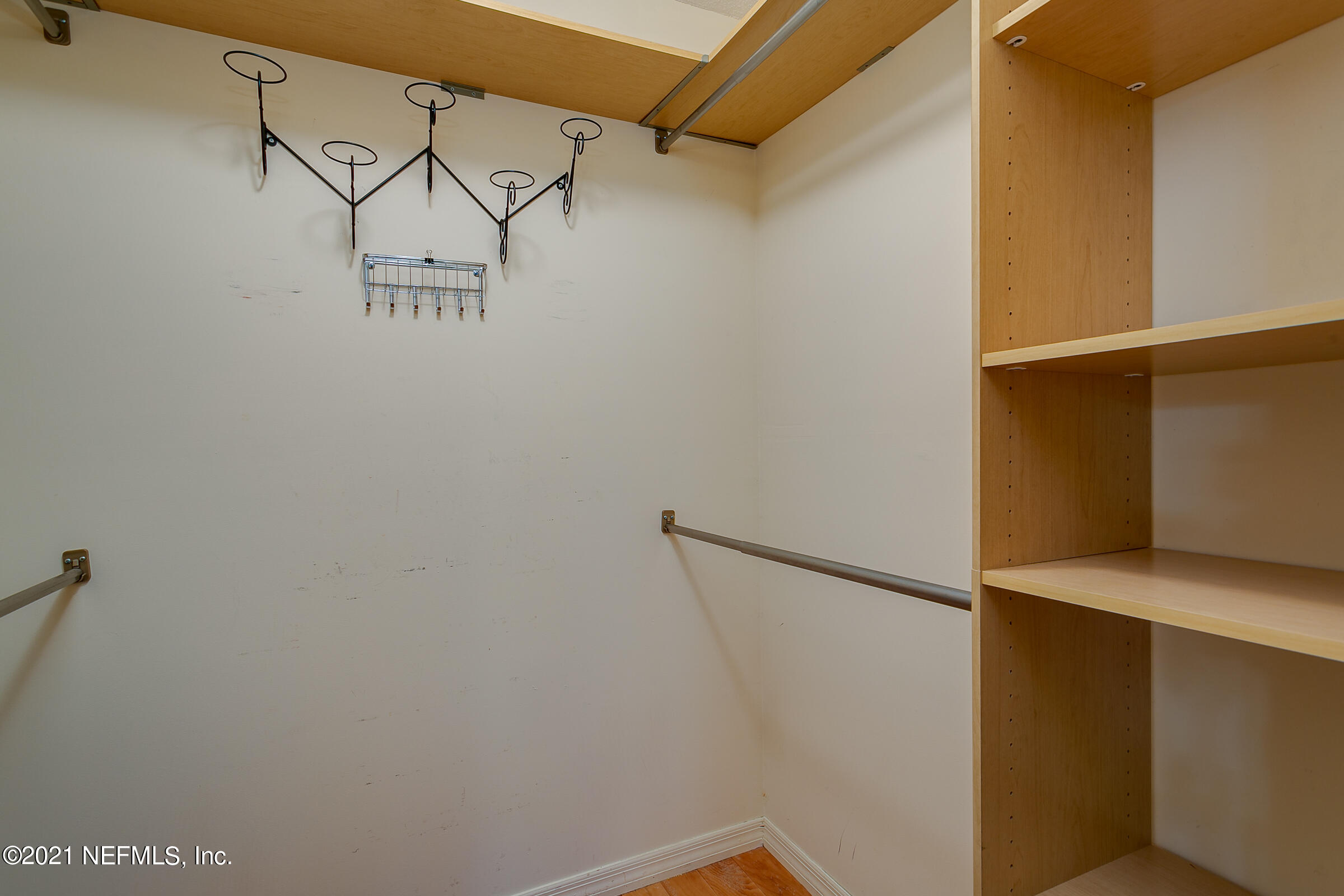 602 Alicante Road St. Augustine, FL 32086 - Photo 24 of 60 23-Owners-Wlak-in-Closet