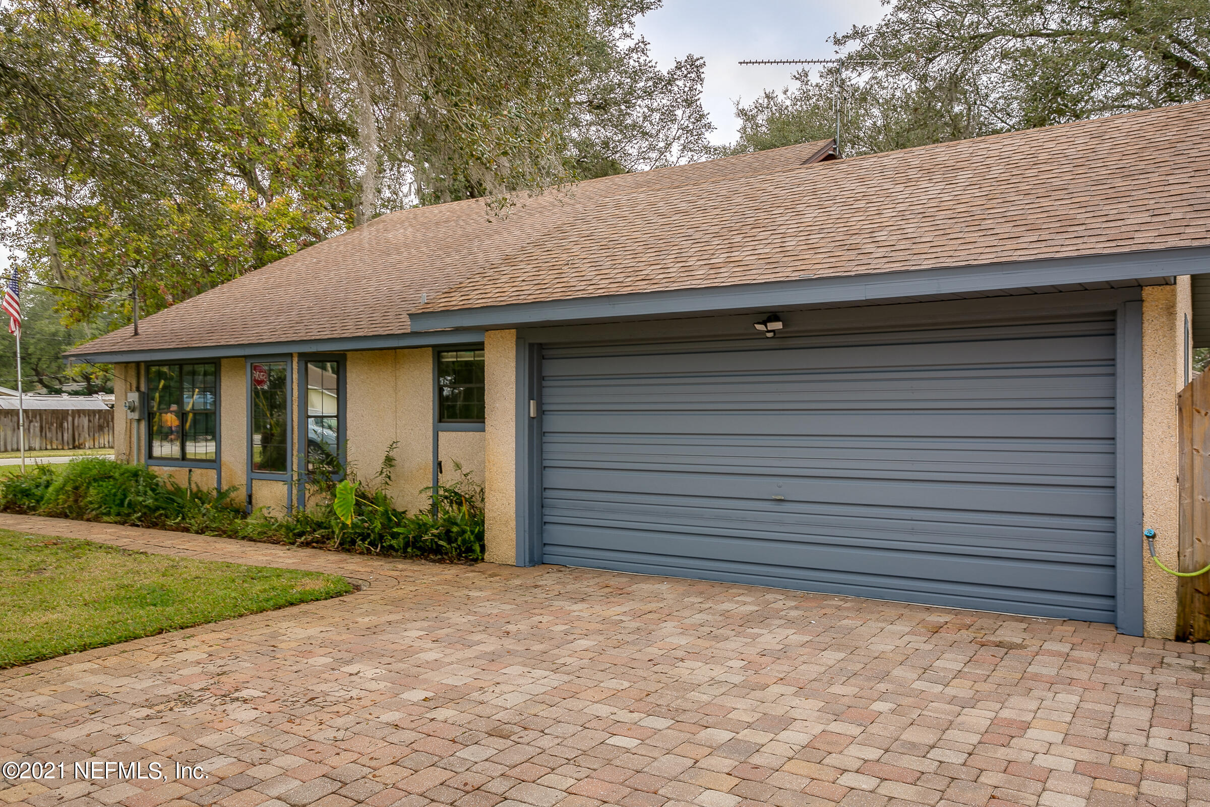 602 Alicante Road St. Augustine, FL 32086 - Photo 54 of 60 53-Garage-Entry
